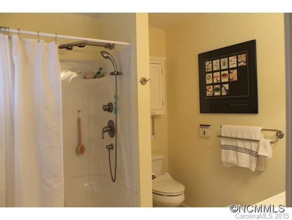 214 Mansfield Street - Photo 9
