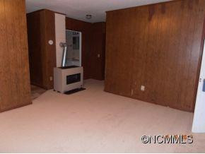 156 Dillow Lane - Photo 4