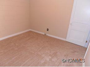 156 Dillow Lane - Photo 6