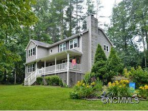 28 MEADOW BROOK DRIVE