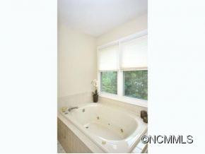 28 MEADOW BROOK DRIVE - Photo 14