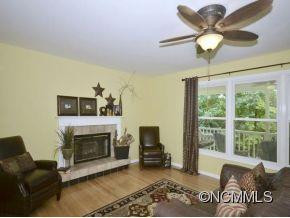28 MEADOW BROOK DRIVE - Photo 4