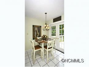 28 MEADOW BROOK DRIVE - Photo 5