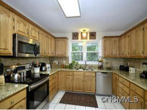 28 MEADOW BROOK DRIVE - Photo 8