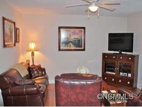53 WINTERWIND DRIVE - Photo 7