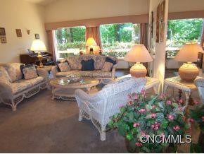 1011 Carousel Lane - Photo 3