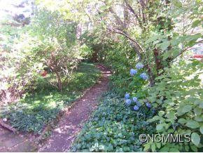 1011 Carousel Lane - Photo 22