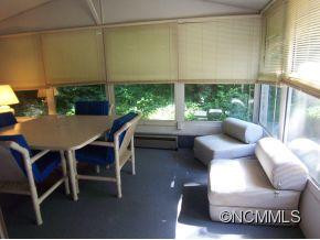 1011 Carousel Lane - Photo 10