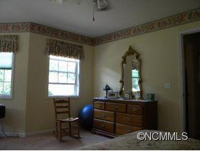 10 Tyler Lane - Photo 13