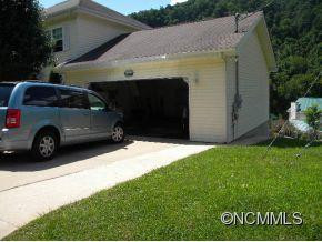 10 Tyler Lane - Photo 16