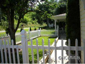 10 Tyler Lane - Photo 5