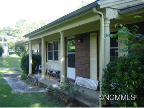 15 Dogwood Grove - Photo 2