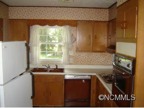 15 Dogwood Grove - Photo 4