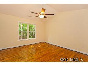 24 Oakcrest Place - Photo 13