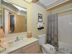 224 LAUREL PARK PLACE - Photo 11