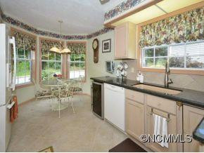 224 LAUREL PARK PLACE - Photo 6