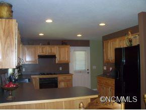 27 Ellistone Ct - Photo 6