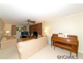 402 Comet Drive - Photo 14