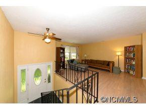 402 Comet Drive - Photo 4