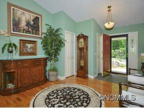 289 ROBERTS DRIVE - Photo 2
