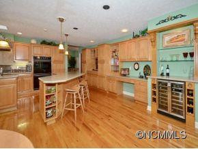 289 ROBERTS DRIVE - Photo 9