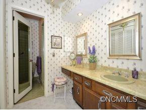 54 LAURELWOOD CIR W UNIT 21 - Photo 10