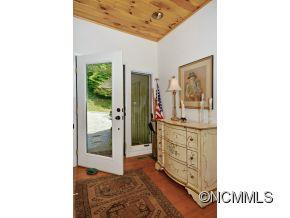 993 Countryside Drive - Photo 2