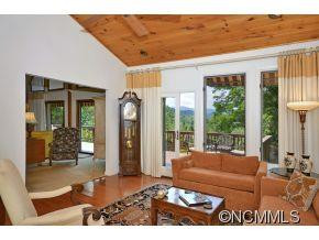993 Countryside Drive - Photo 4