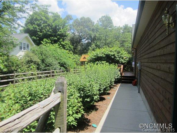 219 Daniel Drive - Photo 14