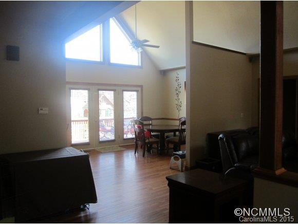 219 Daniel Drive - Photo 3