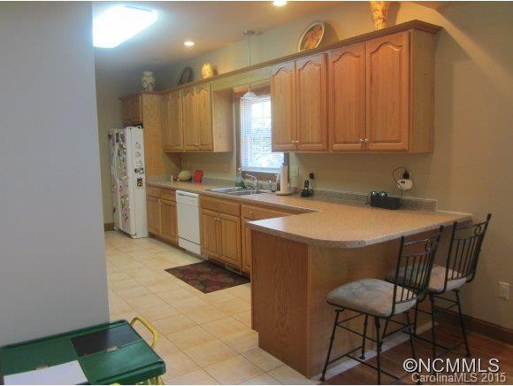 219 Daniel Drive - Photo 4