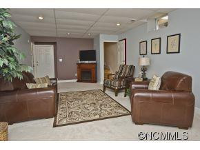 9 Twin Lakes Drive - Photo 16