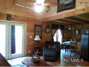487 Sweetbriar Road South - Photo 2