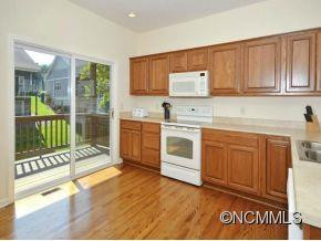 15 OLD PASTURE WAY - Photo 4