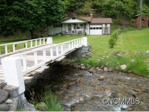 965 Hughes Gap Road - Photo 2