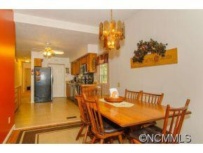 523 Oak Grove Road - Photo 12