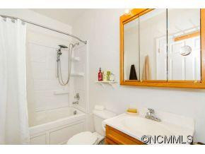 523 Oak Grove Road - Photo 15