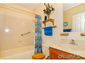 523 Oak Grove Road - Photo 18