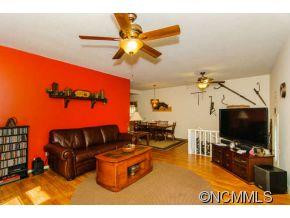 523 Oak Grove Road - Photo 7
