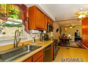 523 Oak Grove Road - Photo 8