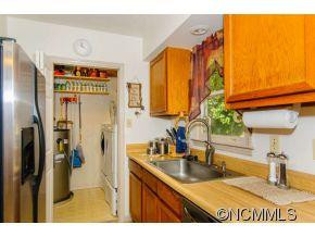 523 Oak Grove Road - Photo 10