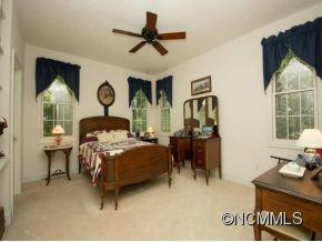 126 BERRY CREEK DRIVE - Photo 18