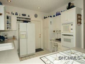 126 BERRY CREEK DRIVE - Photo 6