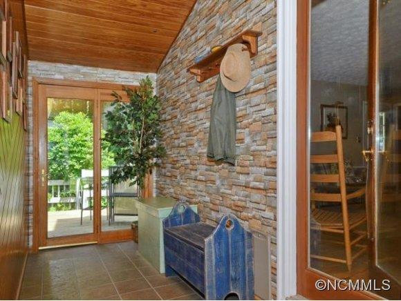 367 TWINBROOK DRIVE - Photo 18