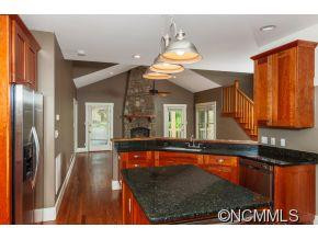 84 Lawrence Road - Photo 10