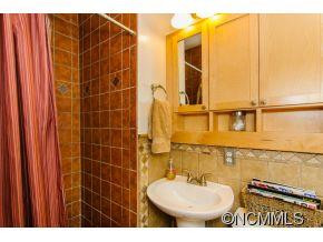 70 English Drive - Photo 16
