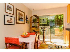 70 English Drive - Photo 6