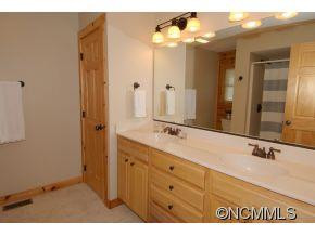42 Midland Drive - Photo 10