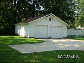 1204 5TH AVE W - Photo 4
