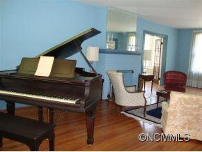 1204 5TH AVE W - Photo 6